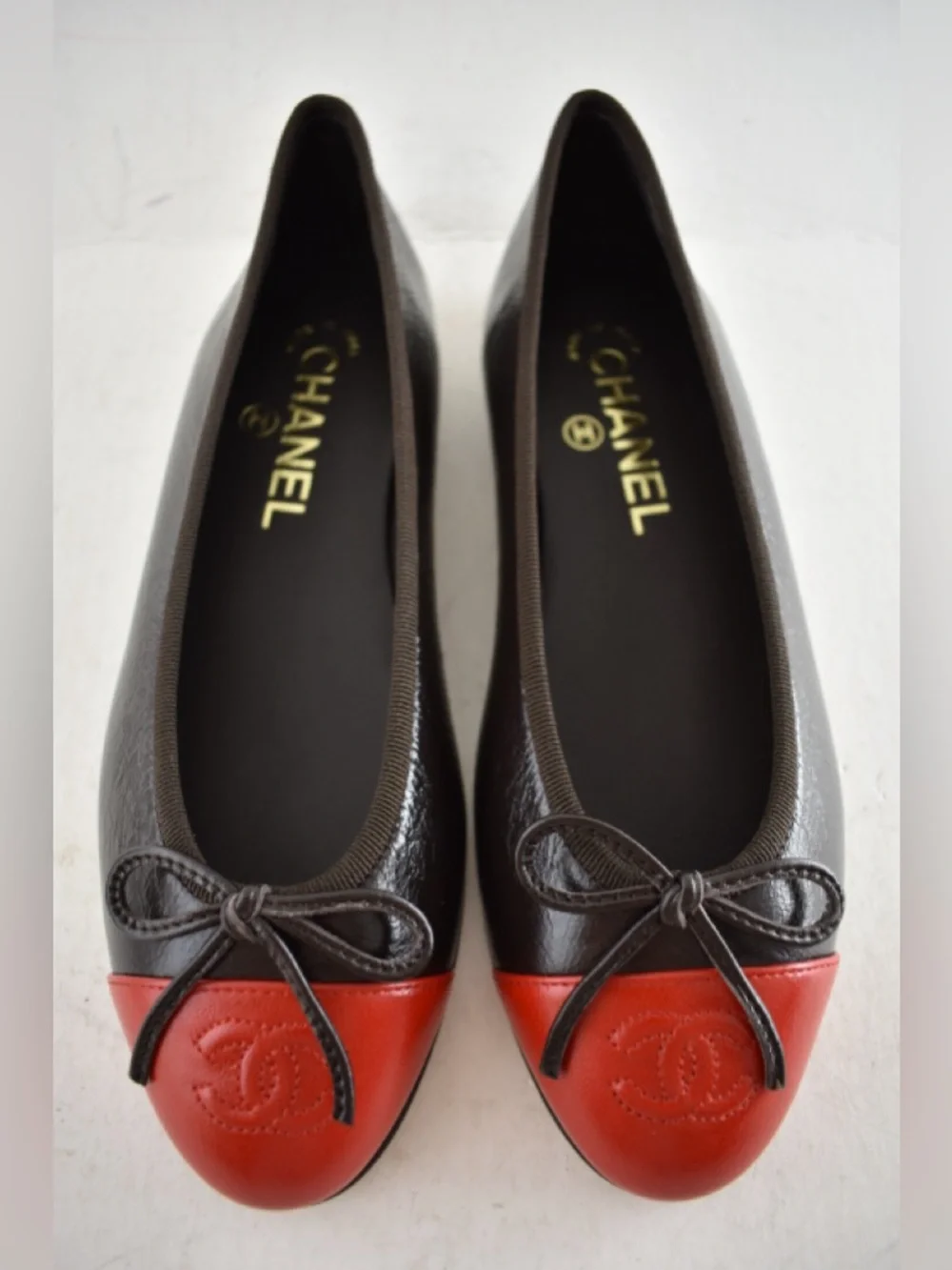 Chanel 26S Dark Brown Red Leather CC Logo Cap Classic Ballet Ballerina Flat 37 - Picture 3 of 16